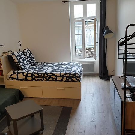 Au 16 Apartment Dijon Luaran gambar