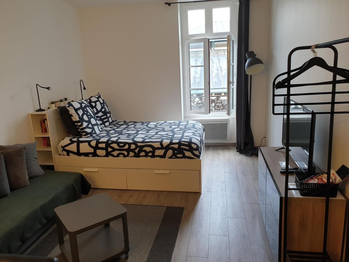 Au 16 Apartment Dijon Luaran gambar